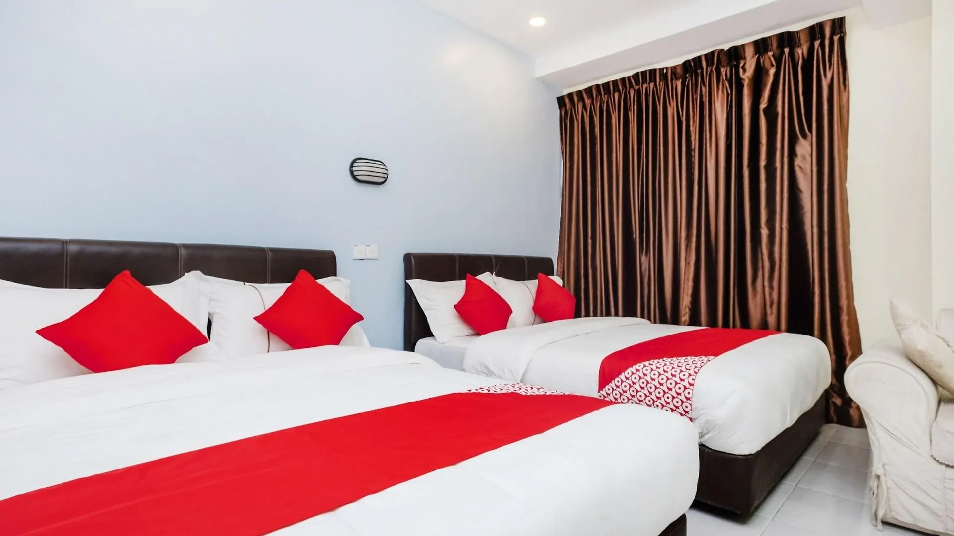 Super Oyo 494 Eg Hotel Johor Bahru