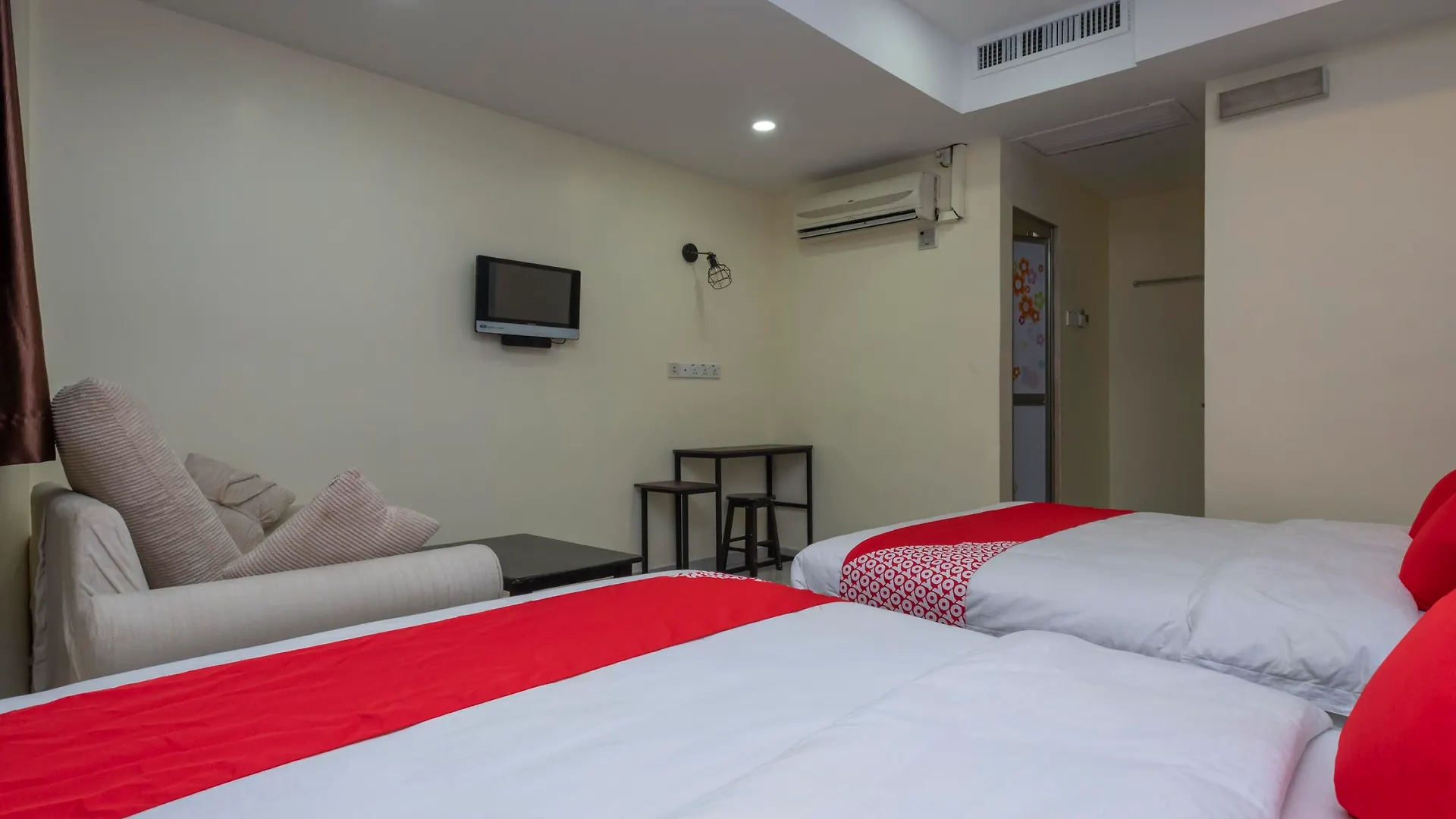 Super Oyo 494 Eg Hotel Johor Bahru